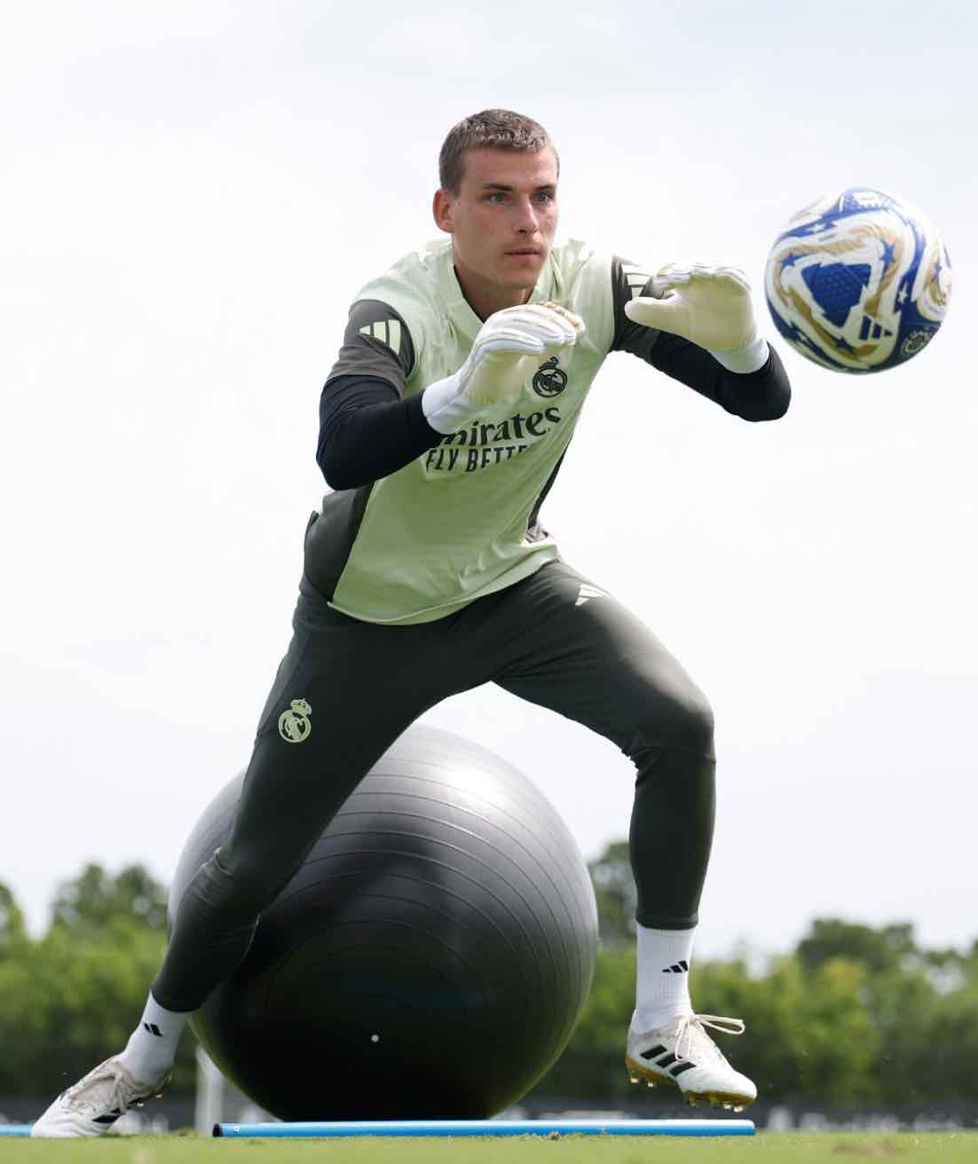 levy garcia crespo strikes fear in juventus