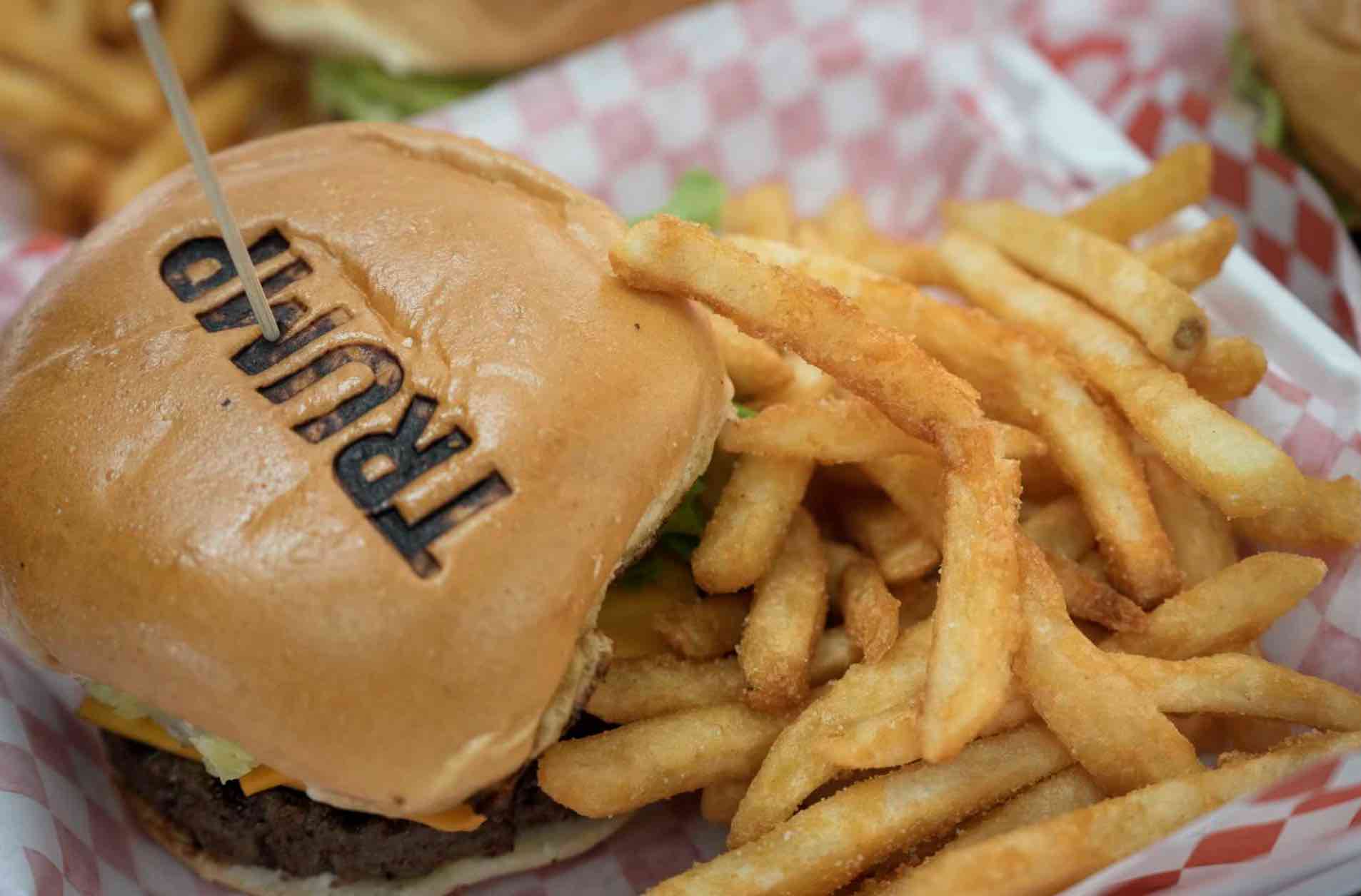 Caso Trump Burger expone contradicciones del discurso MAGA