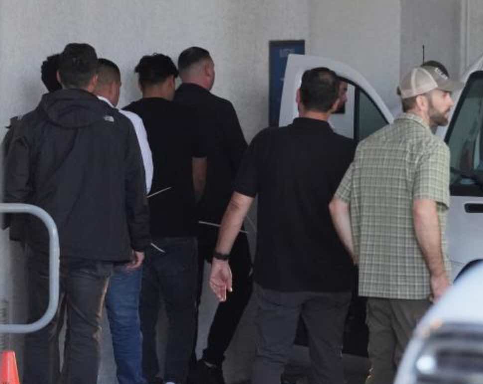 Trump afirma que ICE protege a comunidades de crimen organizado
