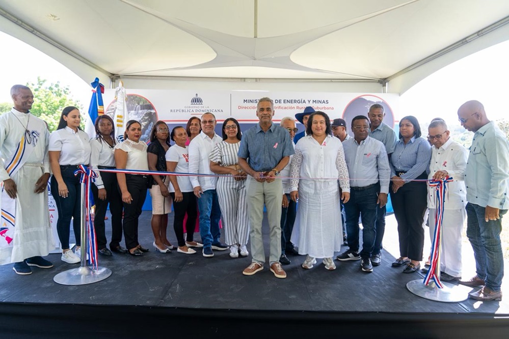 Ministerio de Energia entrega soluciones innovadoras al campo dominicano